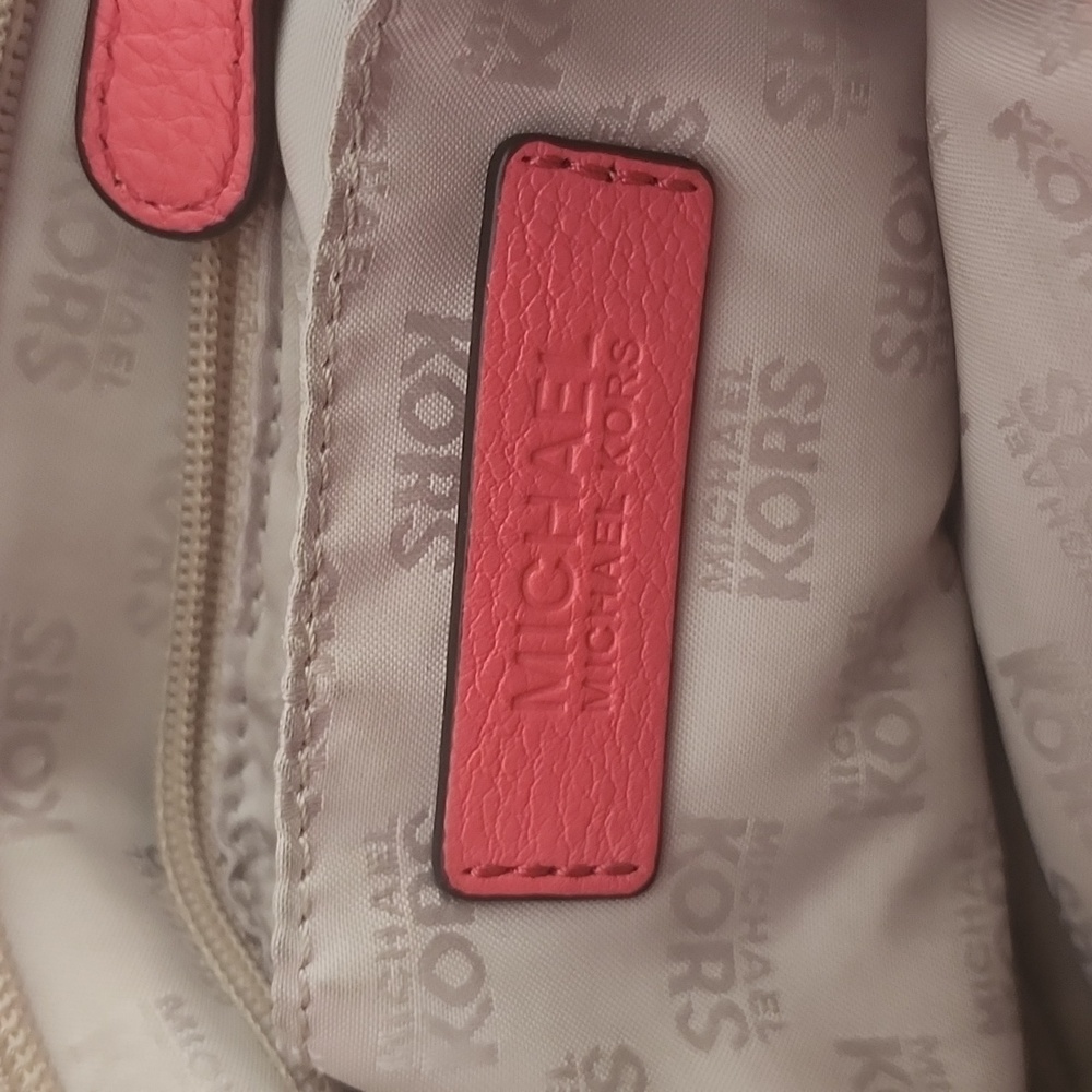 Michael Kors Bedford Flap Coral Tassel Bag - Picture 5 of 16